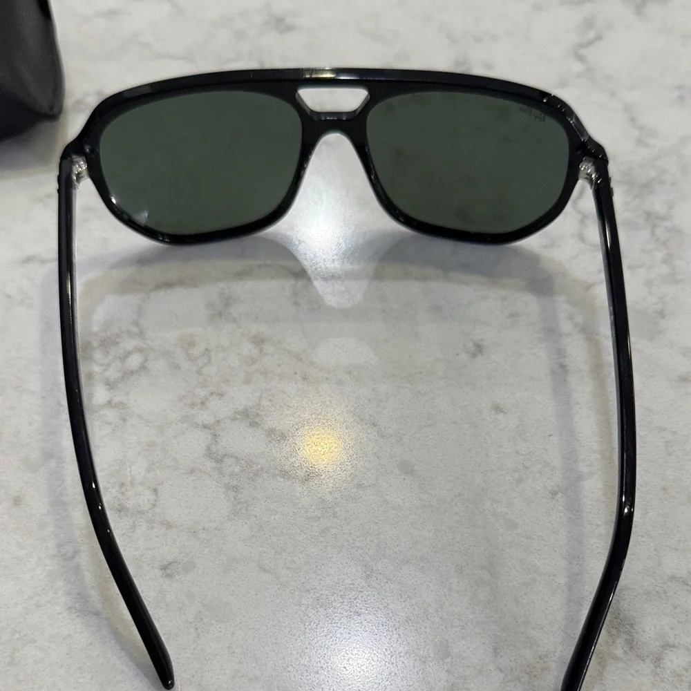 Ray-Ban Black Sunglasses with Case, Bill One - Highly Sought After - Picture 5 of 5